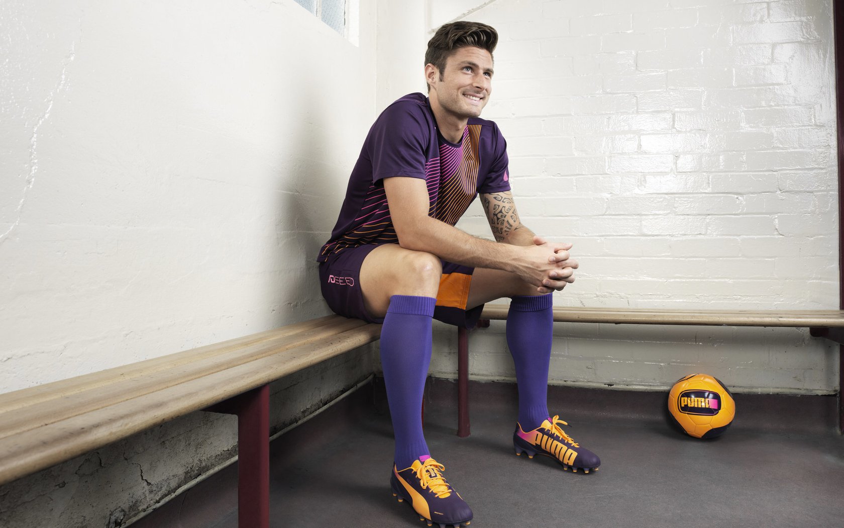 开云下载-未来篮球场：全息投影与虚拟场景成新宠，未来篮球馆